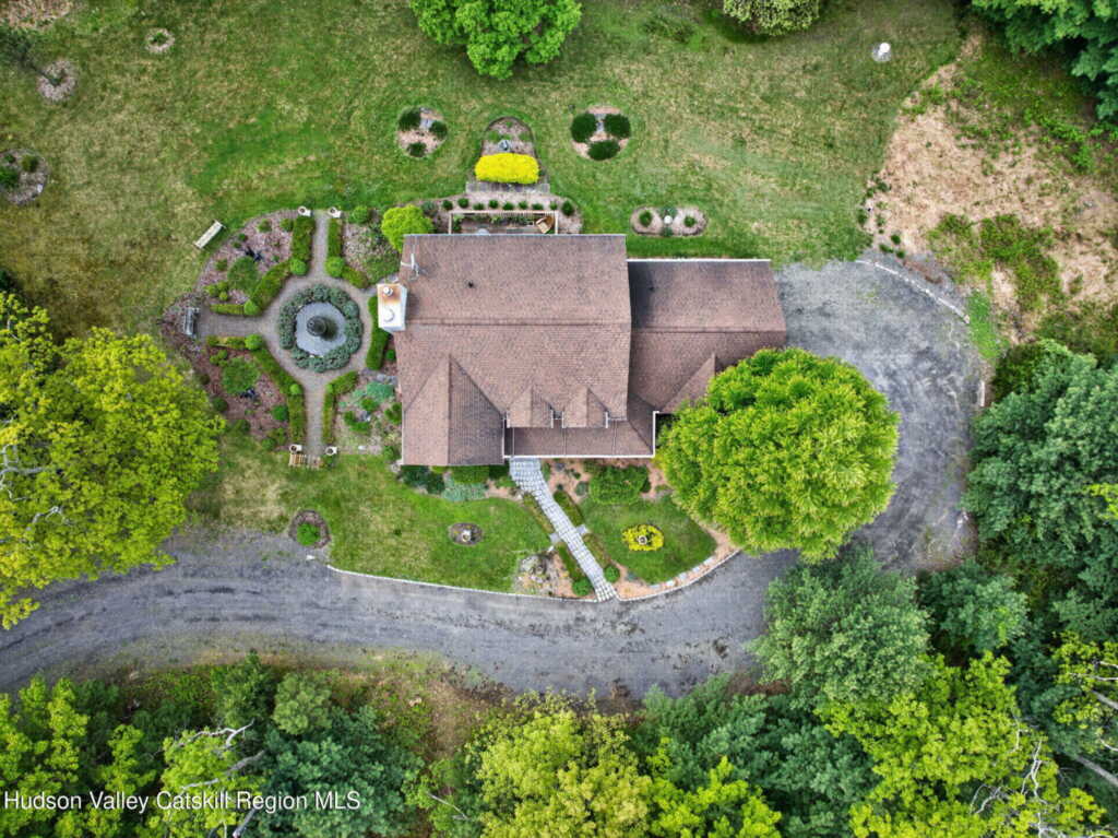 189 Bush Road, Stone Ridge, NY 12484 - Photo 2 of 50
