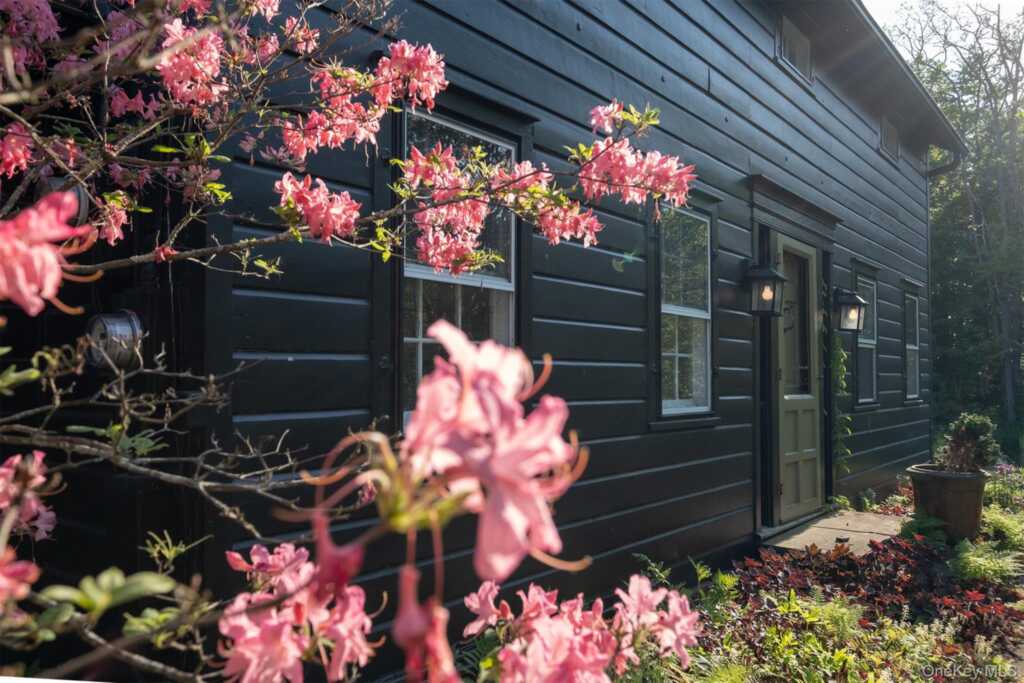 77 Upper Hook Road, Rhinebeck, NY 12572 - Photo 5 of 50