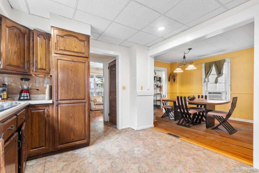 76 Stephan Street, Kingston, NY 12401 - Photo 9 of 22