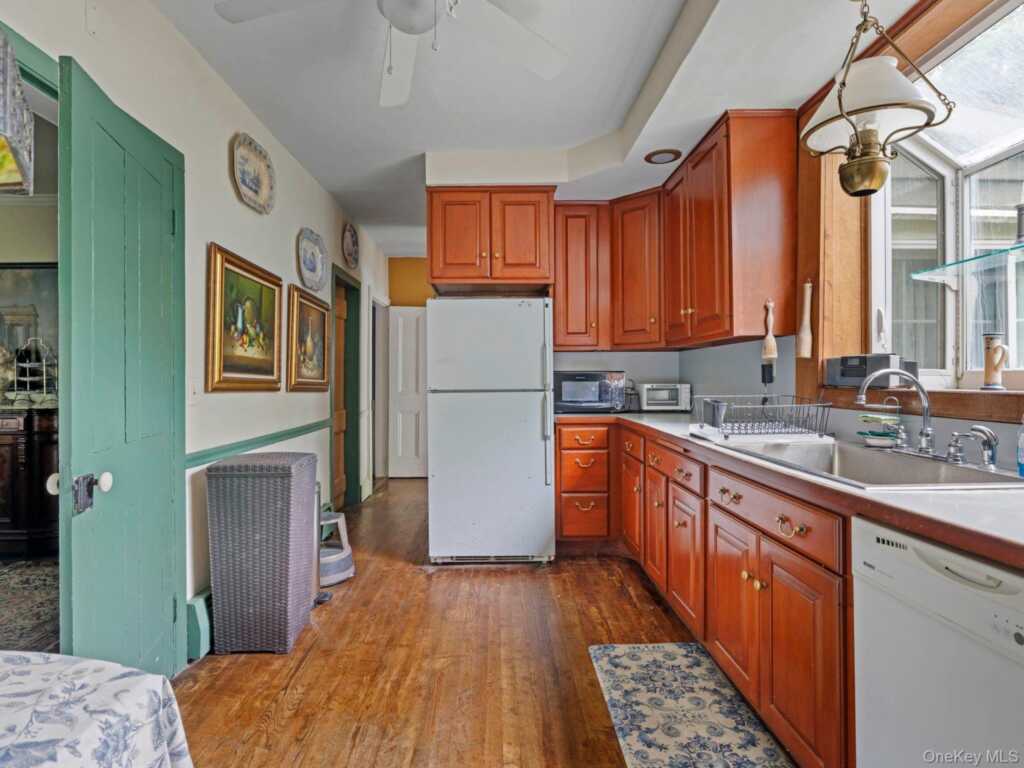 80 S Ohioville Road, New Paltz, NY 12561 - Photo 4 of 48