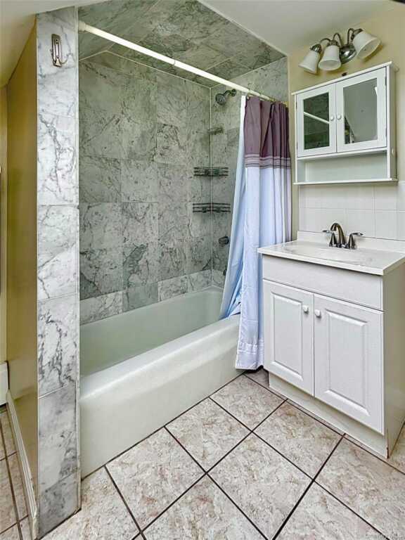 30 Oak Street, Unit #Apt #1, Rhinebeck, NY 12572 - Photo 22 of 29