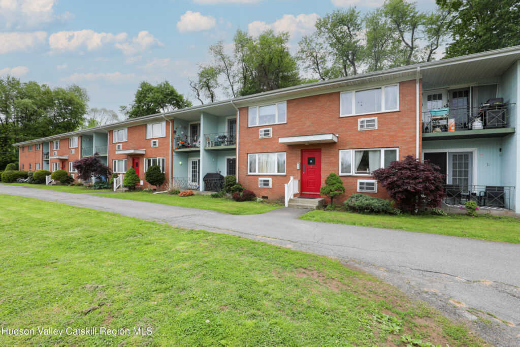 30 Lamb Avenue, Unit #5c, Saugerties, NY 12477