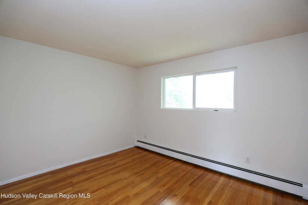 30 Lamb Avenue, Unit #5c, Saugerties, NY 12477 - Photo 10 of 13