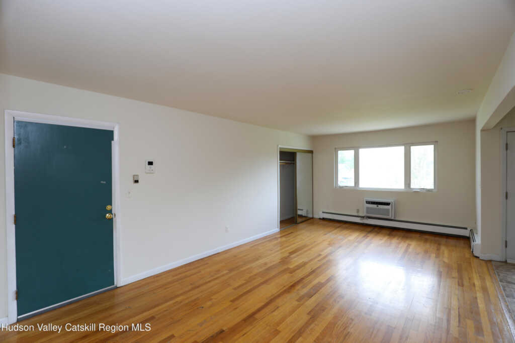 30 Lamb Avenue, Unit #5c, Saugerties, NY 12477 - Photo 6 of 13