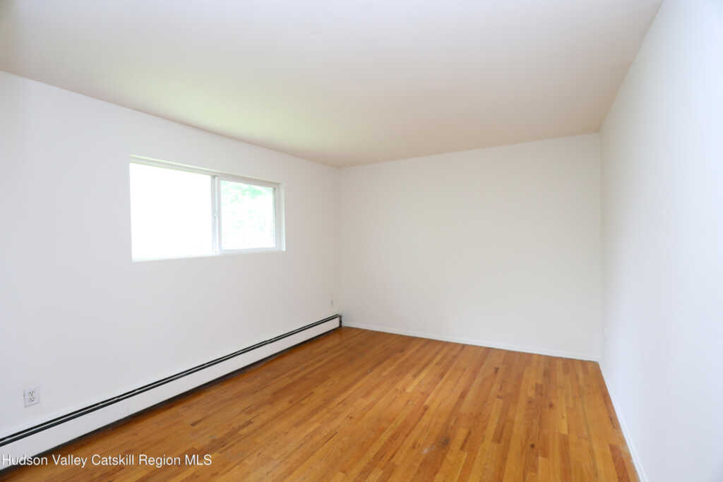 30 Lamb Avenue, Unit #2d, Saugerties, NY 12477 - Photo 7 of 11