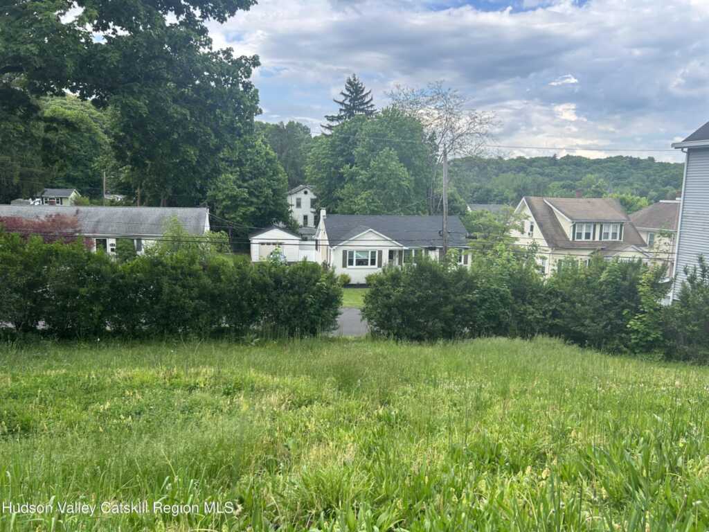65 First Avenue, Kingston, NY 12401 - Photo 10 of 16