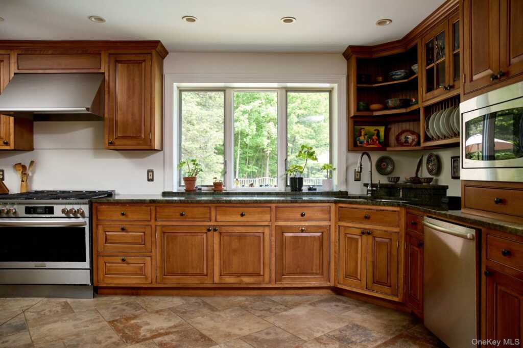 96 Plains Road, New Paltz, NY 12561 - Photo 14 of 47