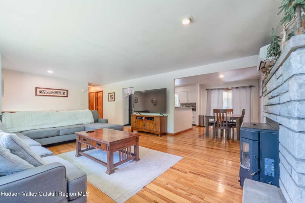 105 Alda Drive, Kingston, NY 12401 - Photo 10 of 42