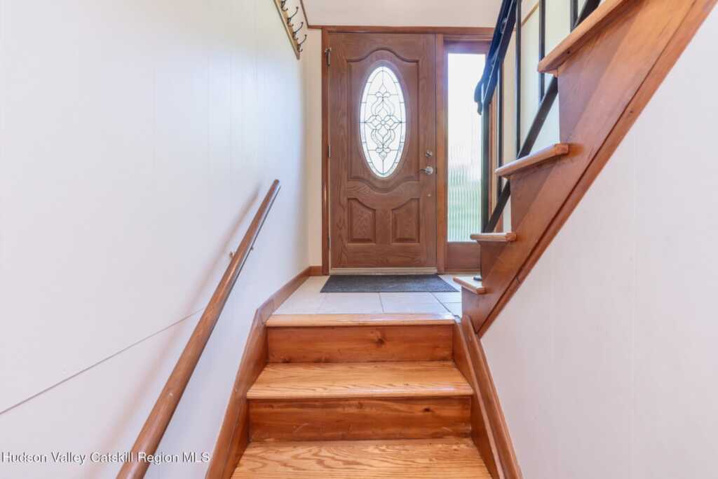 105 Alda Drive, Kingston, NY 12401 - Photo 29 of 42