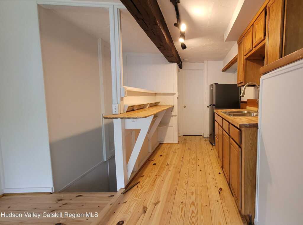 6 Orchard Lane, Unit #4, Woodstock, NY 12498