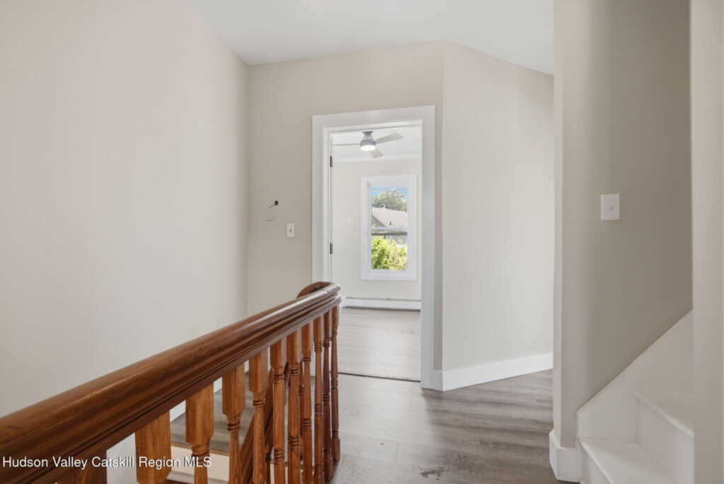 154 Foxhall Avenue, Kingston, NY 12401 - Photo 11 of 26