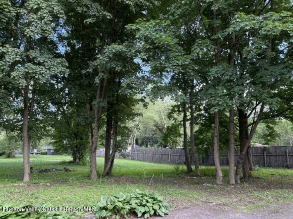 3124 Route 9w, Saugerties, NY 12477 - Photo 2 of 20