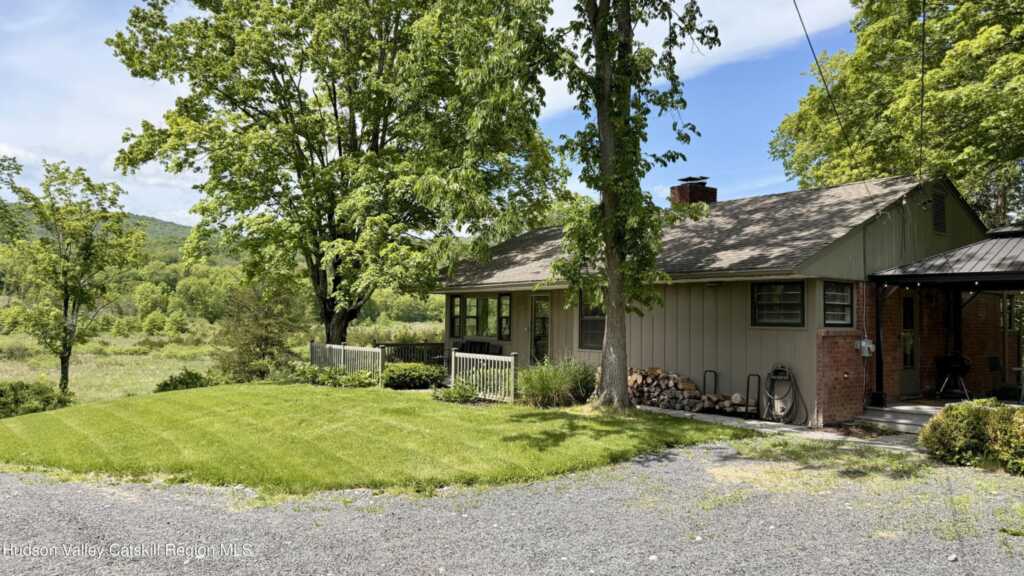 91 Mountain Rest Road, New Paltz, NY 12561