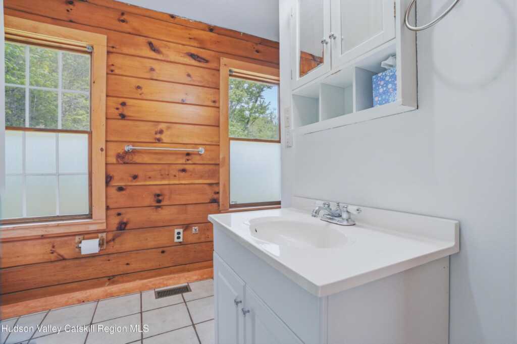 755 Glasco Turnpike, Saugerties, NY 12477 - Photo 18 of 25