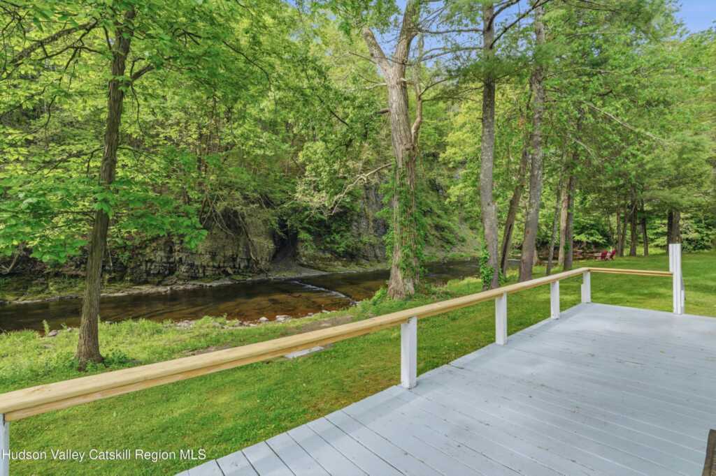 755 Glasco Turnpike, Saugerties, NY 12477 - Photo 24 of 25