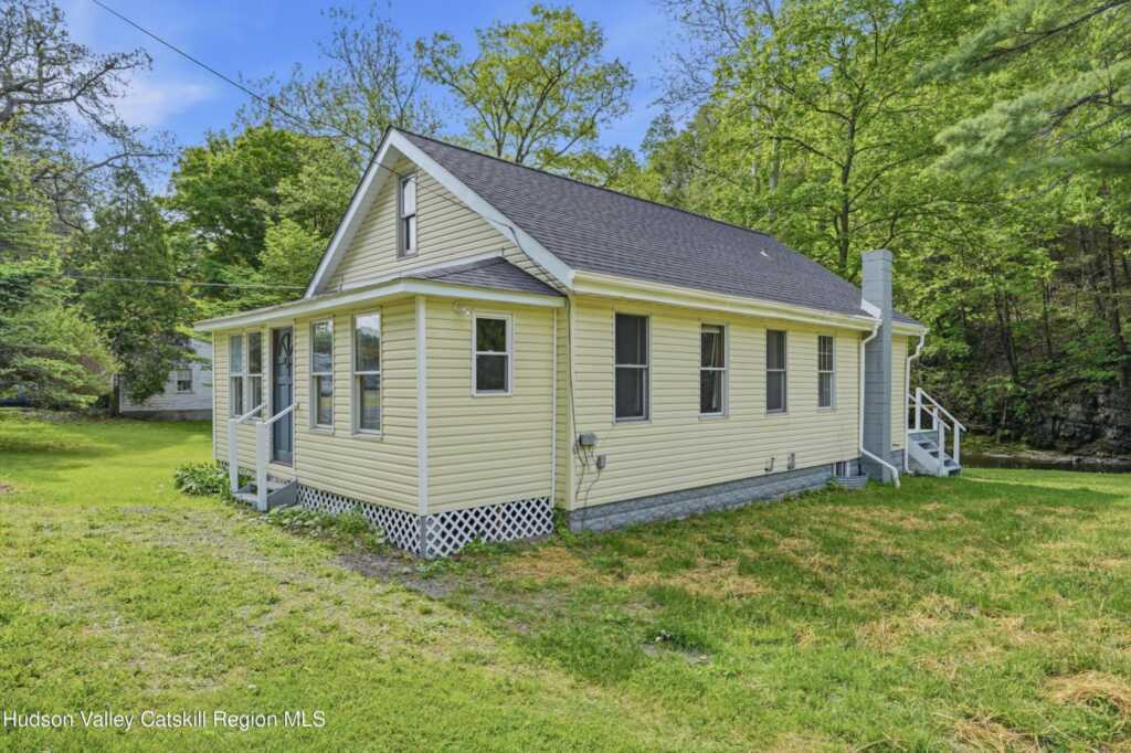 755 Glasco Turnpike, Saugerties, NY 12477 - Photo 6 of 25
