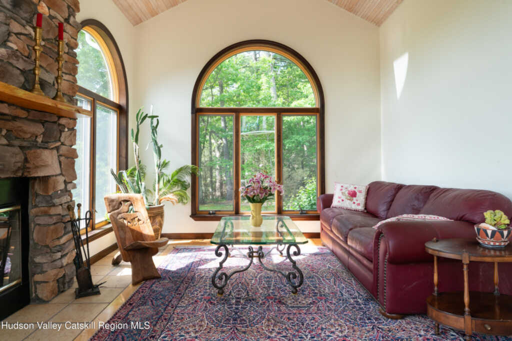 828 West Saugerties Woodstock Road, Saugerties, NY 12477 - Photo 11 of 43