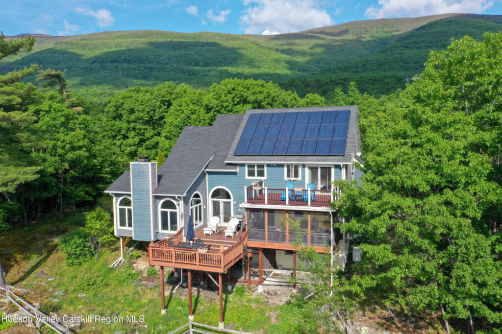 828 West Saugerties Woodstock Road, Saugerties, NY 12477 - Photo 2 of 43