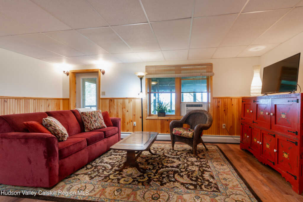 828 West Saugerties Woodstock Road, Saugerties, NY 12477 - Photo 35 of 43