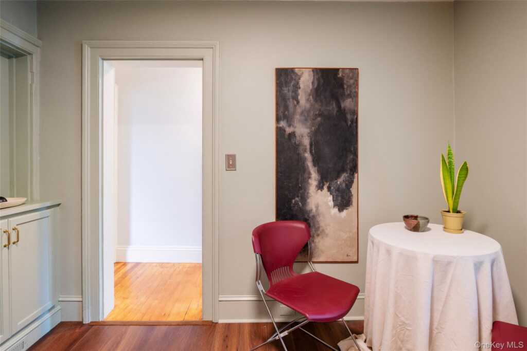 102 Clifton Avenue, Kingston, NY 12401 - Photo 17 of 32