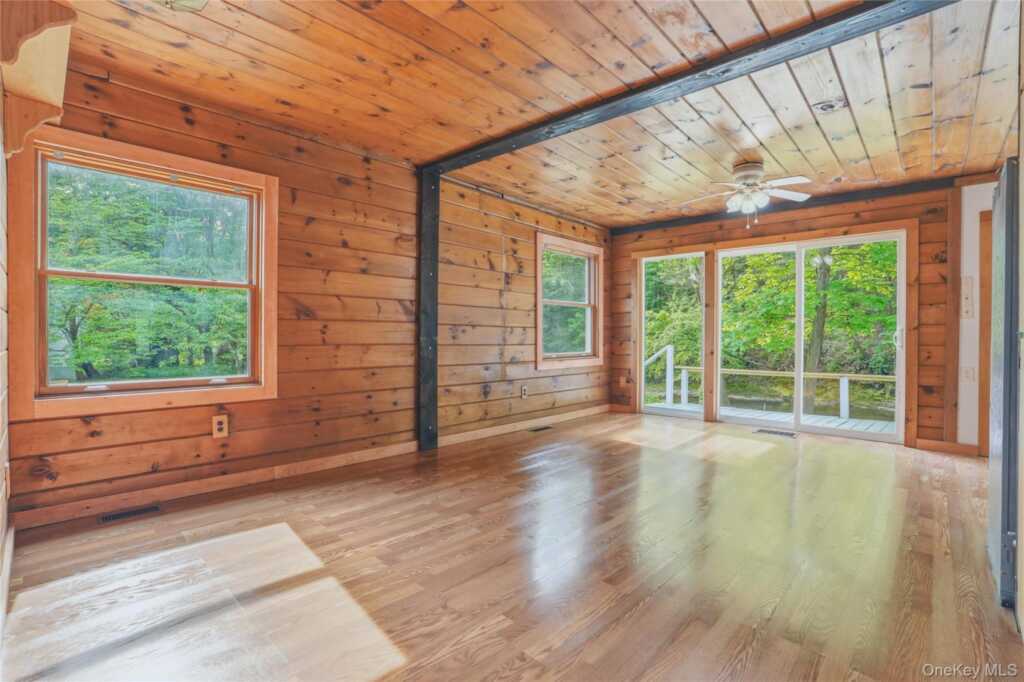 755 Glasco Turnpike, Saugerties, NY 12477 - Photo 12 of 22