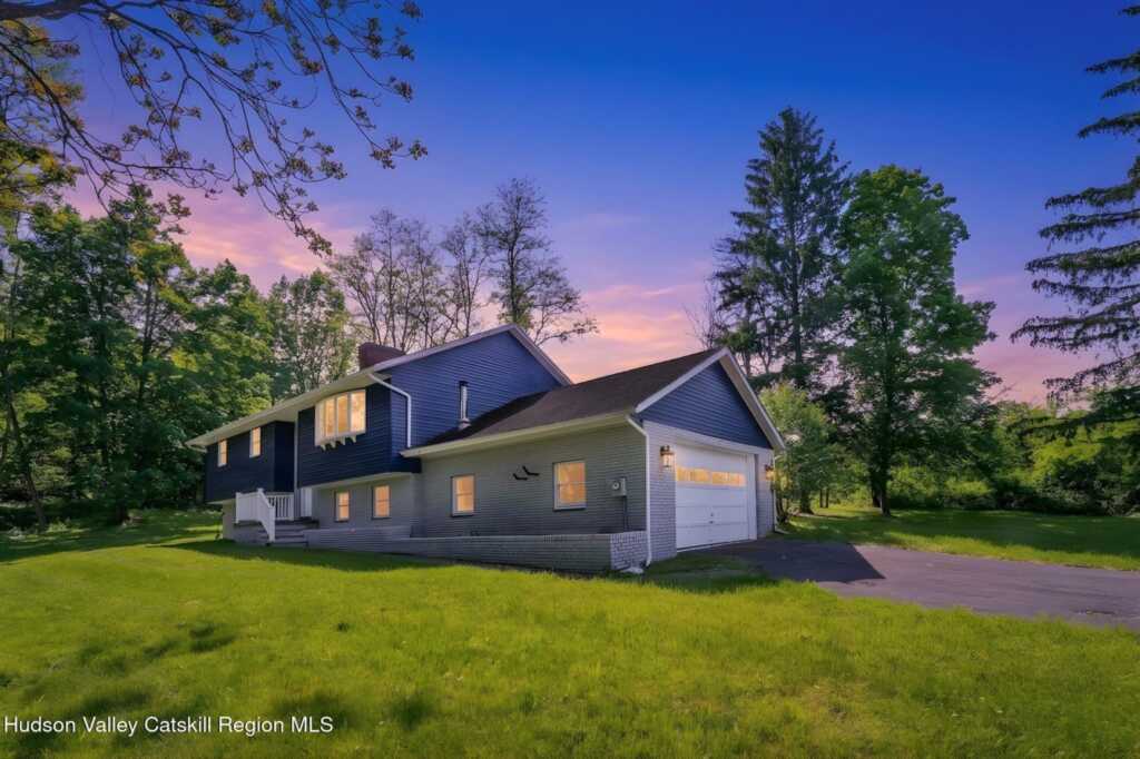 484 Dewitt Mills Road, Kingston, NY 12401