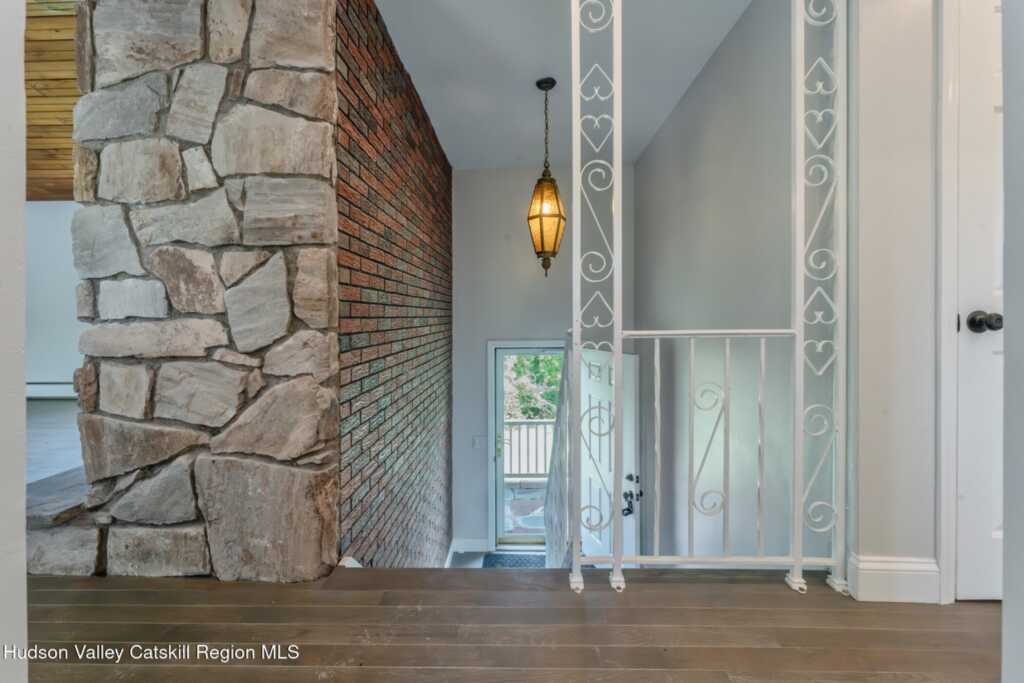 484 Dewitt Mills Road, Kingston, NY 12401 - Photo 14 of 48
