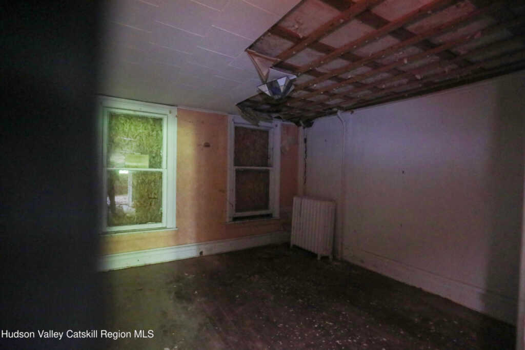 112 Hone Street, Kingston, NY 12401 - Photo 7 of 23