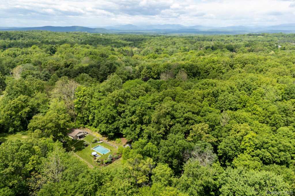 85 Frost Road, Rhinebeck, NY 12572 - Photo 30 of 31