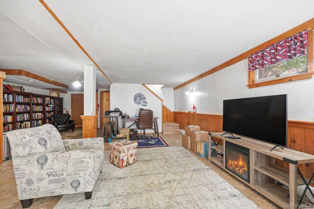 13 Diamond Court, Saugerties, NY 12477 - Photo 20 of 32