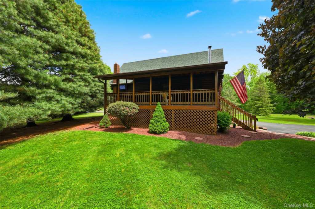 2 Linder Drive, New Paltz, NY 12561 - Photo 3 of 38