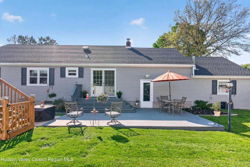 1084 Codwise Street, Kingston, NY 12401 - Photo 40 of 48