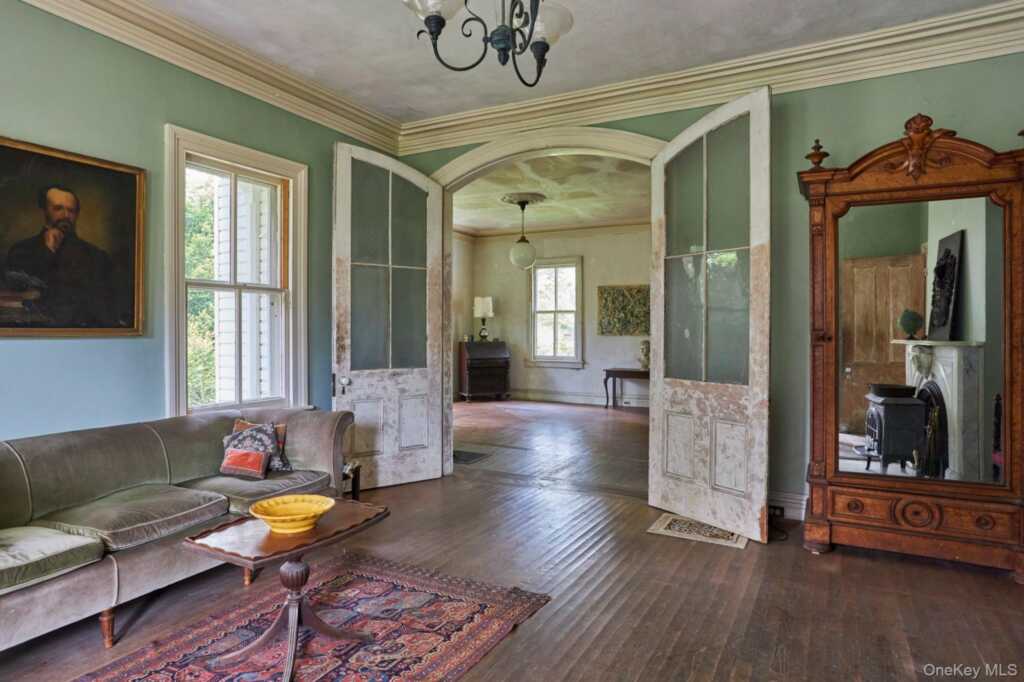 31 Chestnut Street, Rhinebeck, NY 12572 - Photo 10 of 48