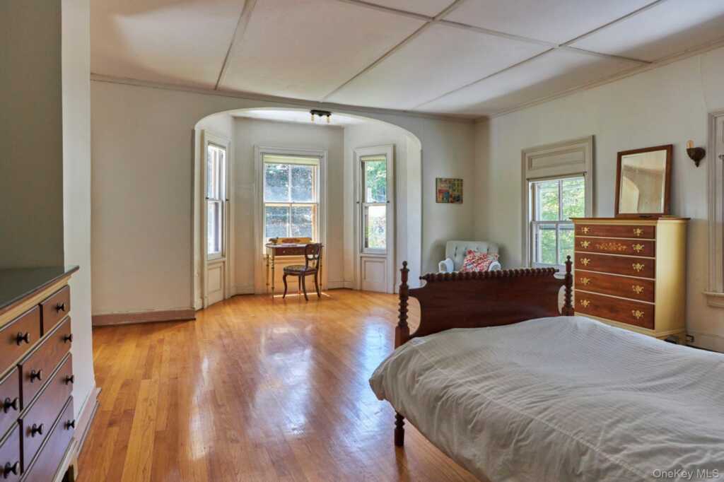 31 Chestnut Street, Rhinebeck, NY 12572 - Photo 28 of 48