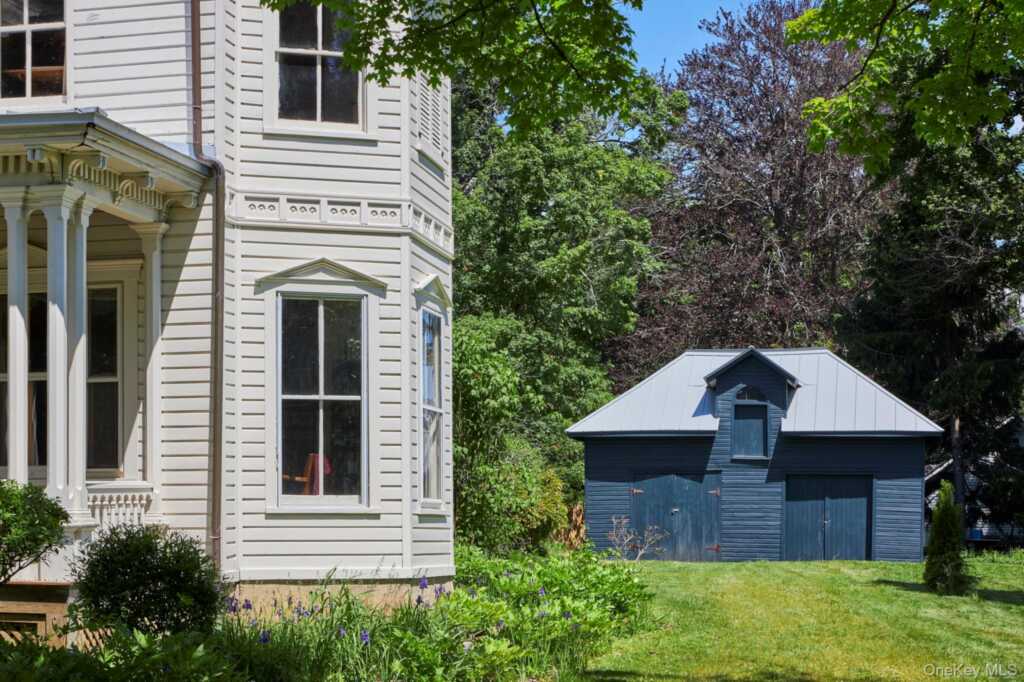 31 Chestnut Street, Rhinebeck, NY 12572 - Photo 37 of 48