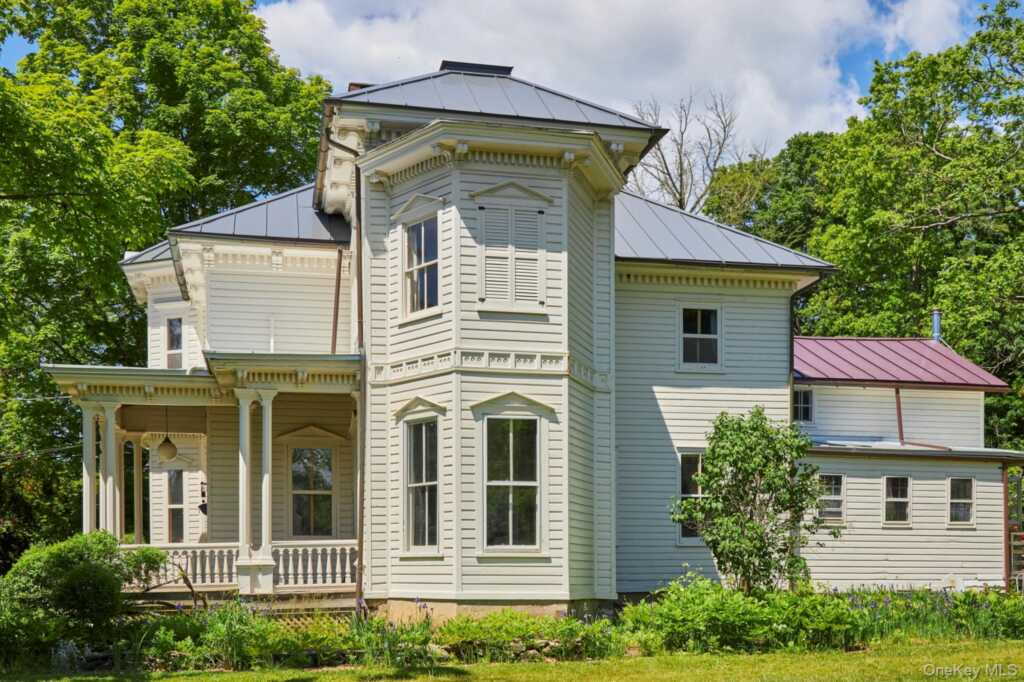 31 Chestnut Street, Rhinebeck, NY 12572 - Photo 39 of 48