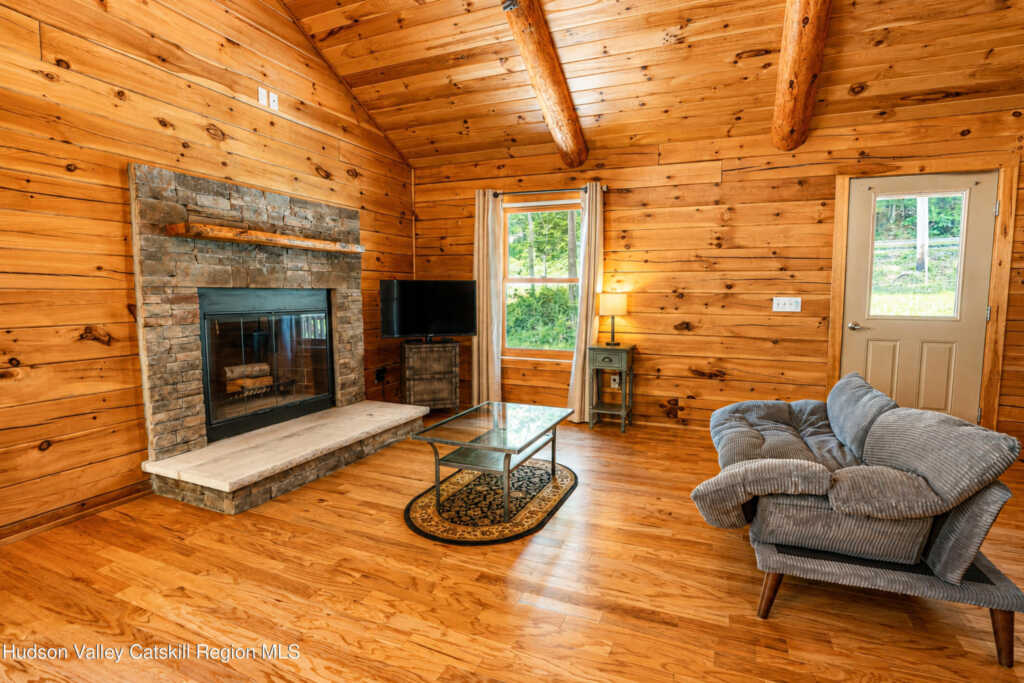 316 Mohonk Road, High Falls, NY 12440 - Photo 4 of 23