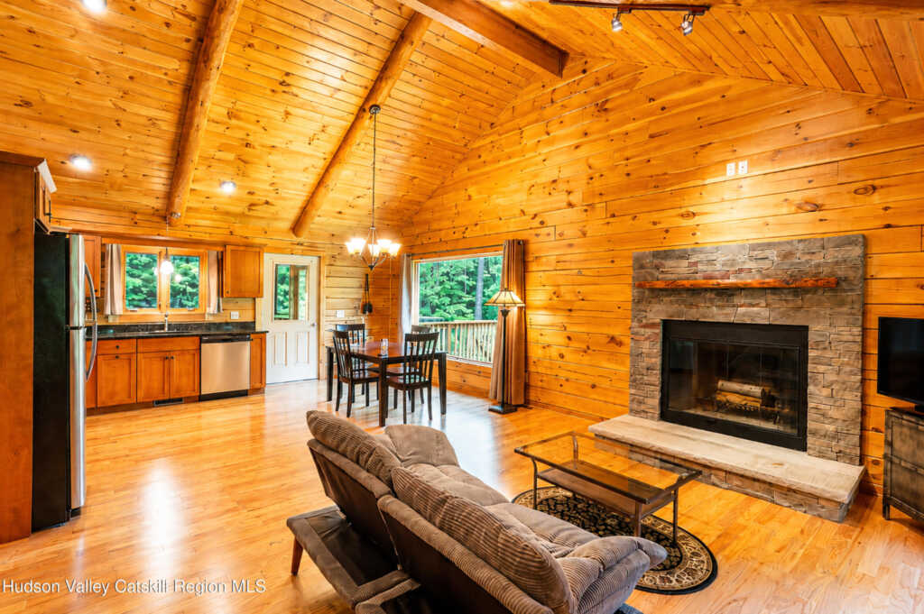 316 Mohonk Road, High Falls, NY 12440 - Photo 5 of 23
