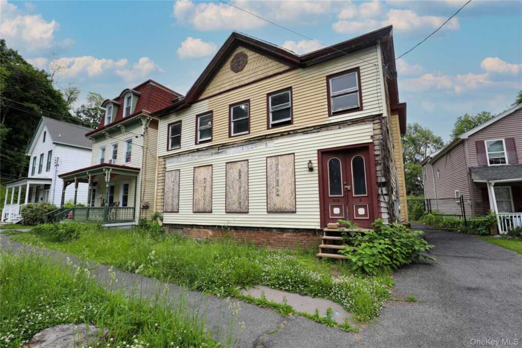 112 Hone Street, Kingston, NY 12401 - Photo 2 of 22