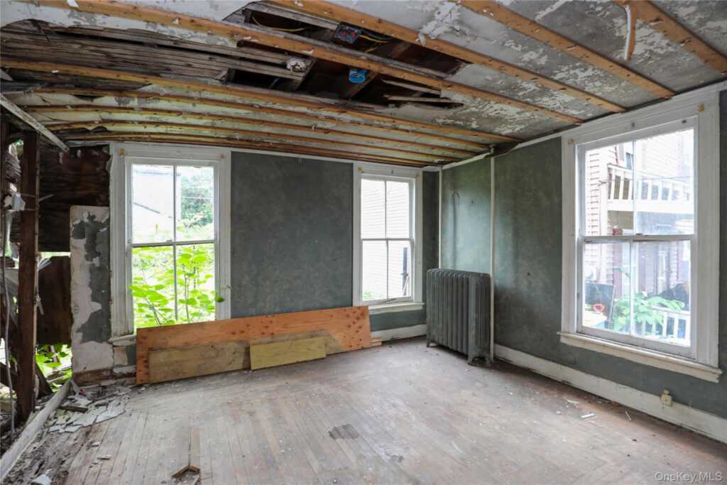112 Hone Street, Kingston, NY 12401 - Photo 4 of 22