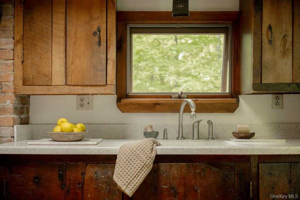 1231 Route 308, Rhinebeck, NY 12572 - Photo 9 of 45
