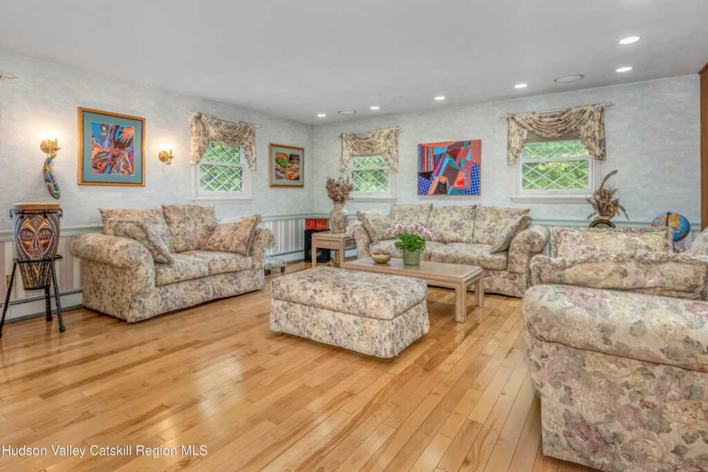 101 Elisa Landi Drive, Kingston, NY 12401 - Photo 18 of 46