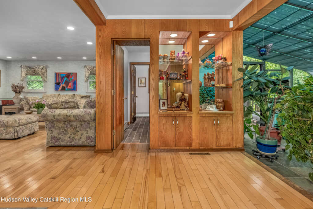 101 Elisa Landi Drive, Kingston, NY 12401 - Photo 22 of 46