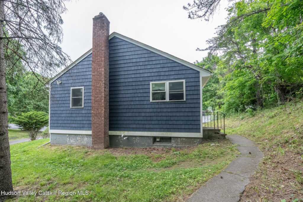 39 Marys Avenue, Kingston, NY 12401 - Photo 21 of 23