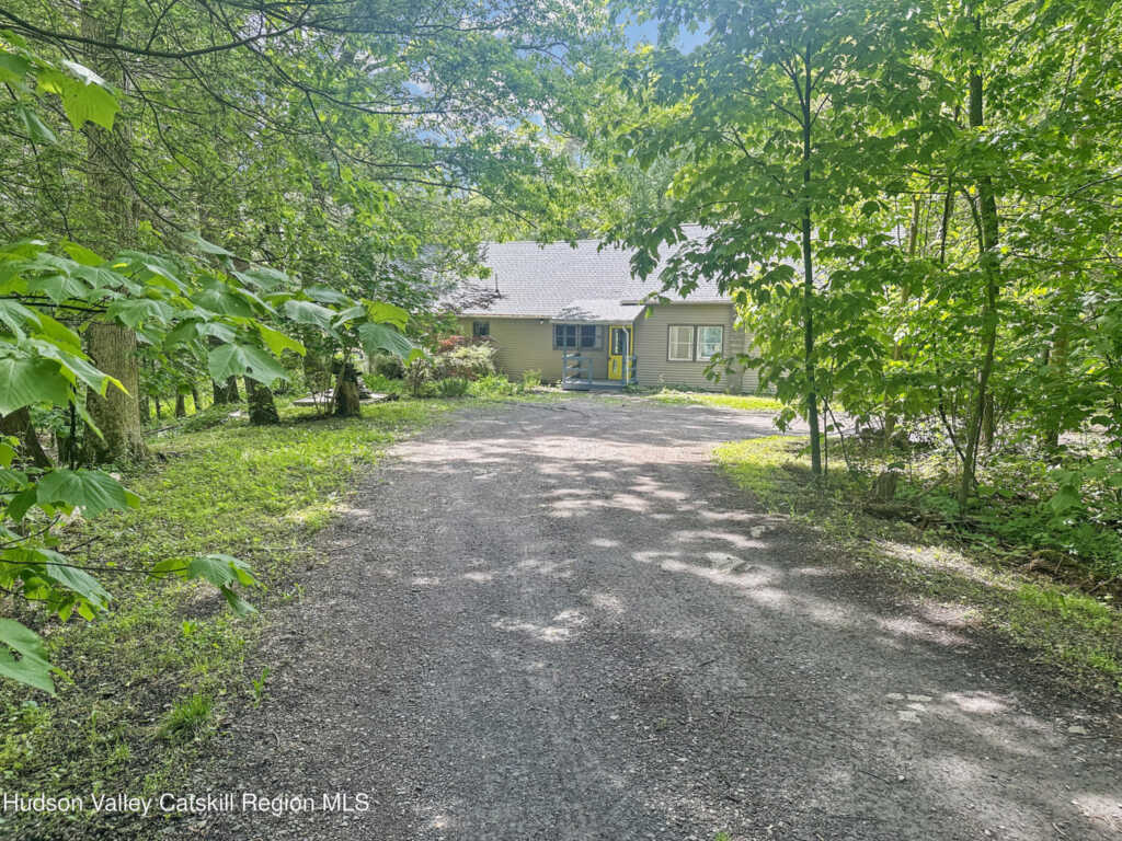 148 John Carle Road, Saugerties, NY 12477