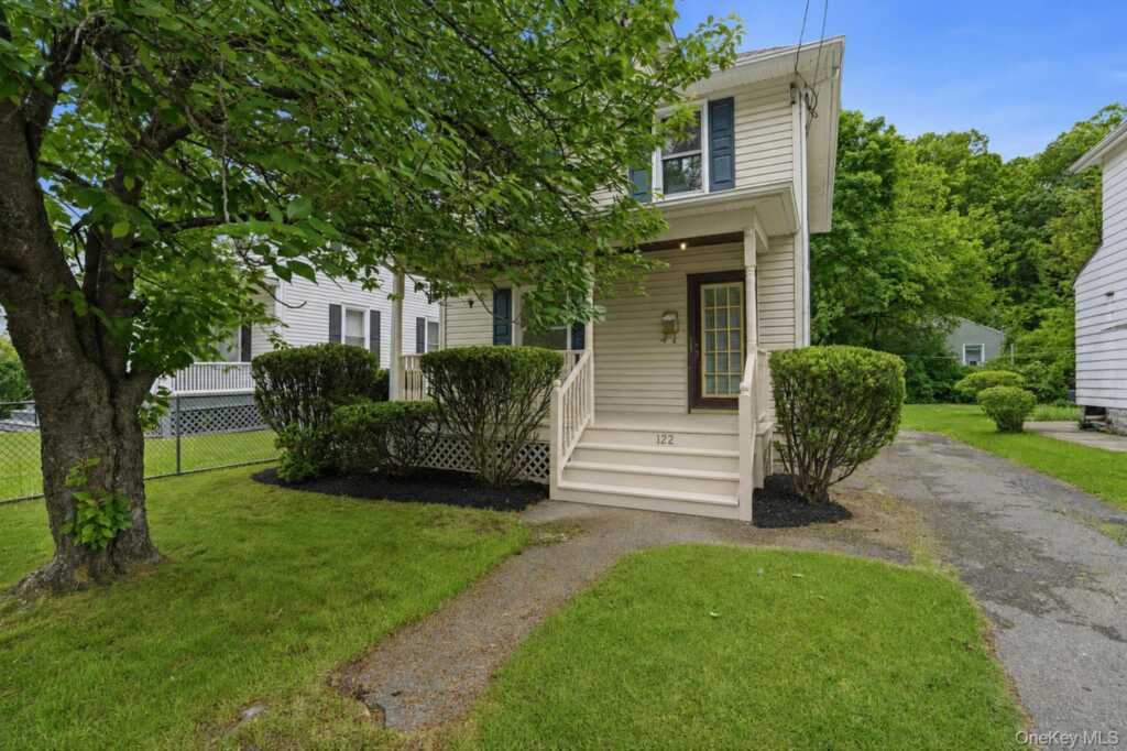122 Andrew Street, Kingston, NY 12401 - Photo 3 of 18