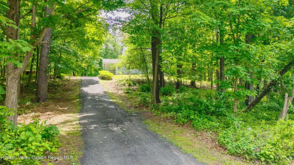 154 Marius Street, Kingston, NY 12401 - Photo 7 of 50