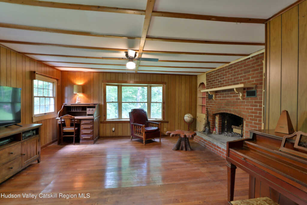 15 Highview Road, Phoenicia, NY 12464 - Photo 10 of 35