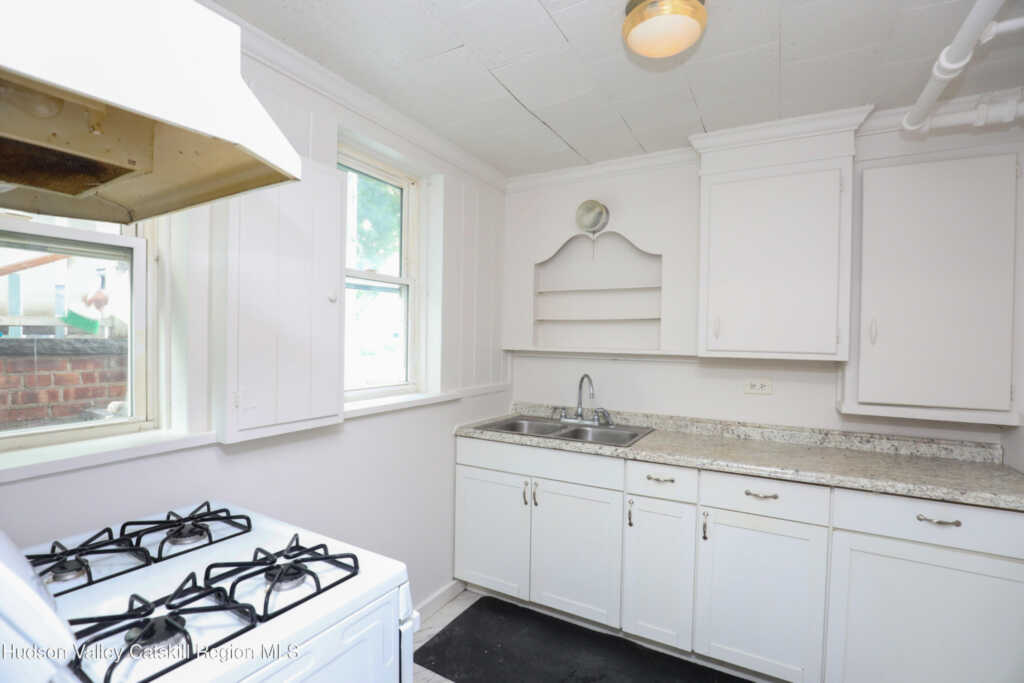 16 John Street, Unit ##5, Kingston, NY 12401 - Photo 4 of 18