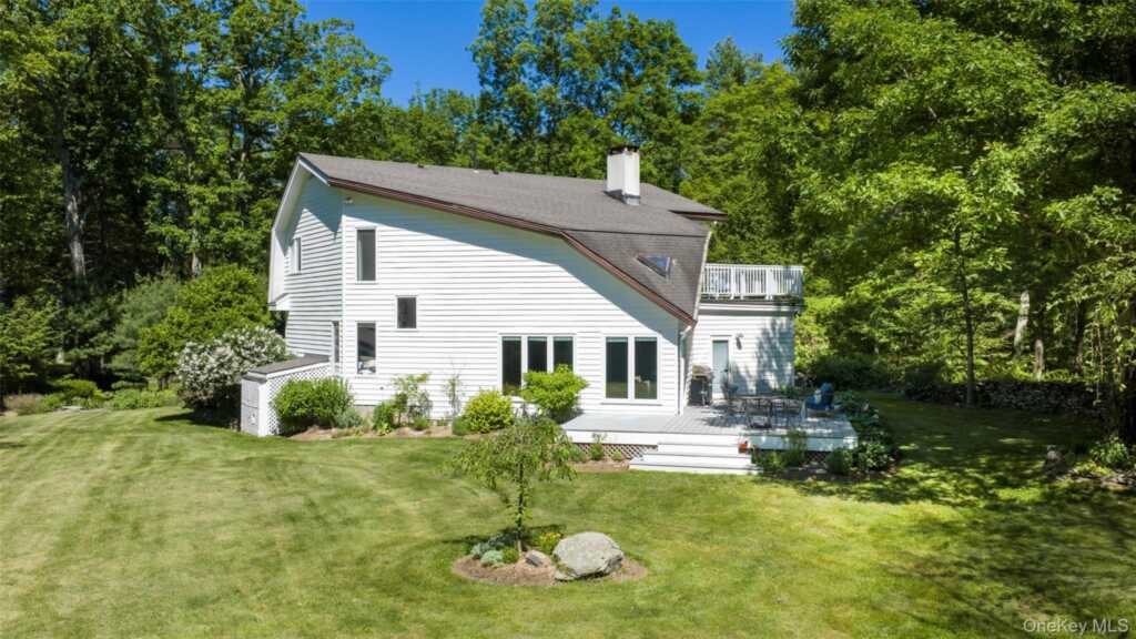 19 Blues Quarry, Woodstock, NY 12498 - Photo 25 of 37